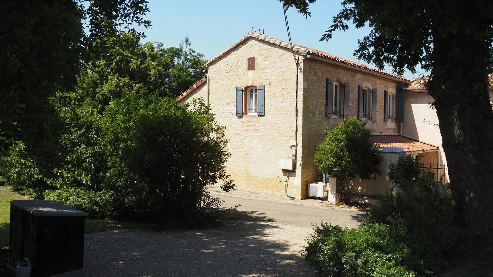 Le Mas De Doat, Gite De Charme 4 Etoiles Dans Le Triangle D Or Proche Gaillac Et Albi Senouillac 0*,  Francja